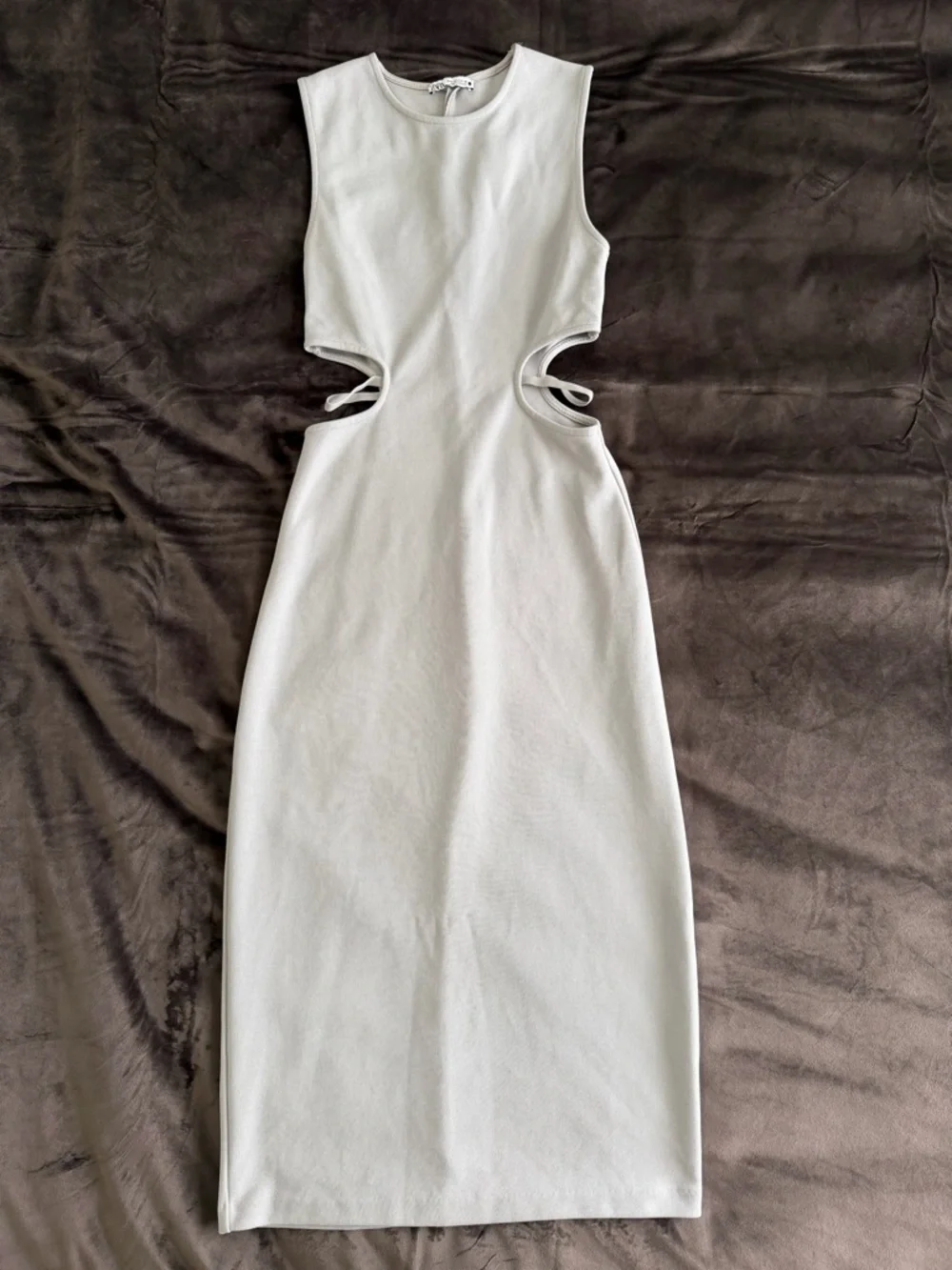 Zara Sleeveless Cutout Midi Dress in Light Gray Size S - Picture 2 of 5